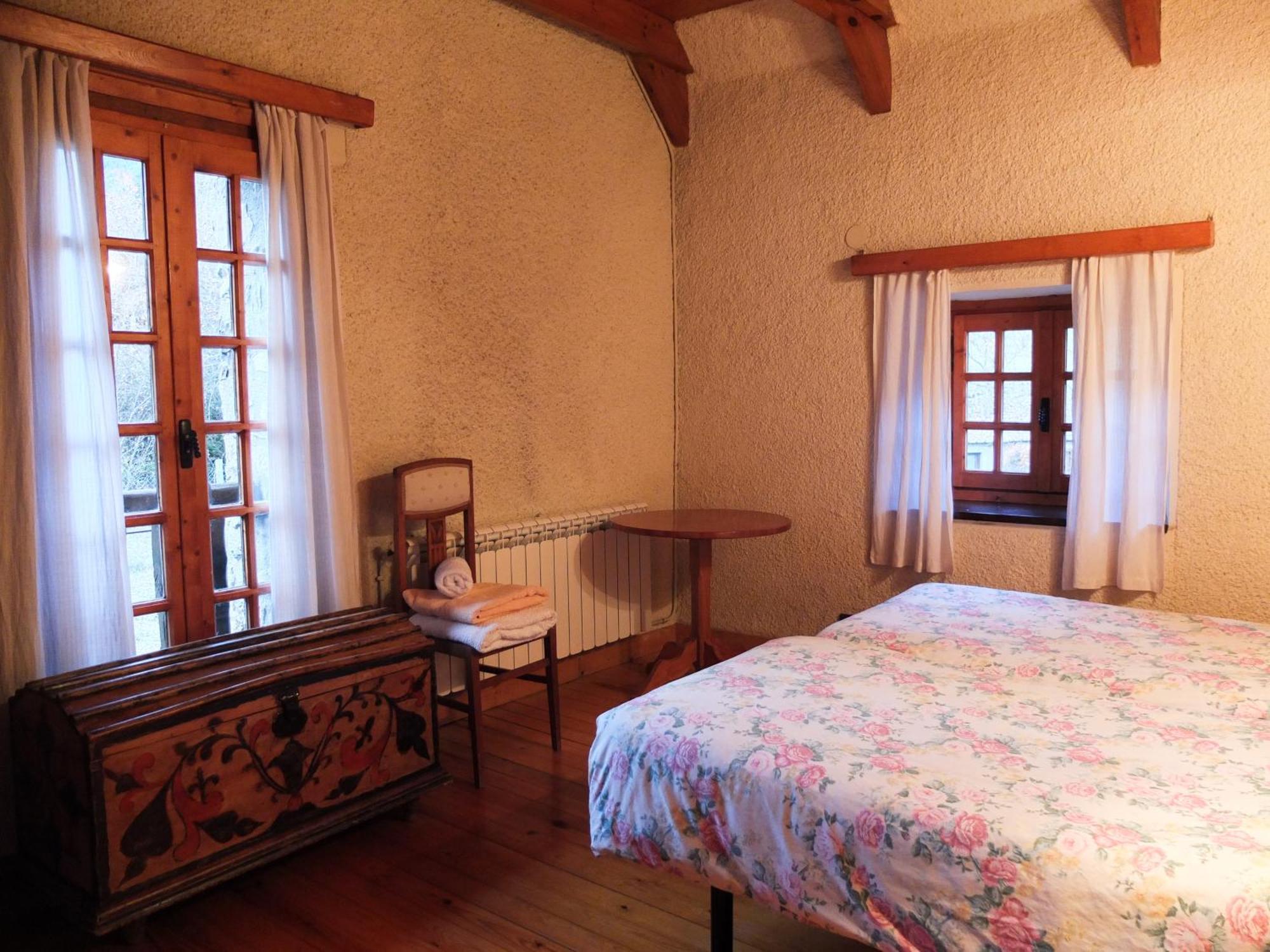 Gasthaus Casas De Zapatierno Espierba Zimmer foto